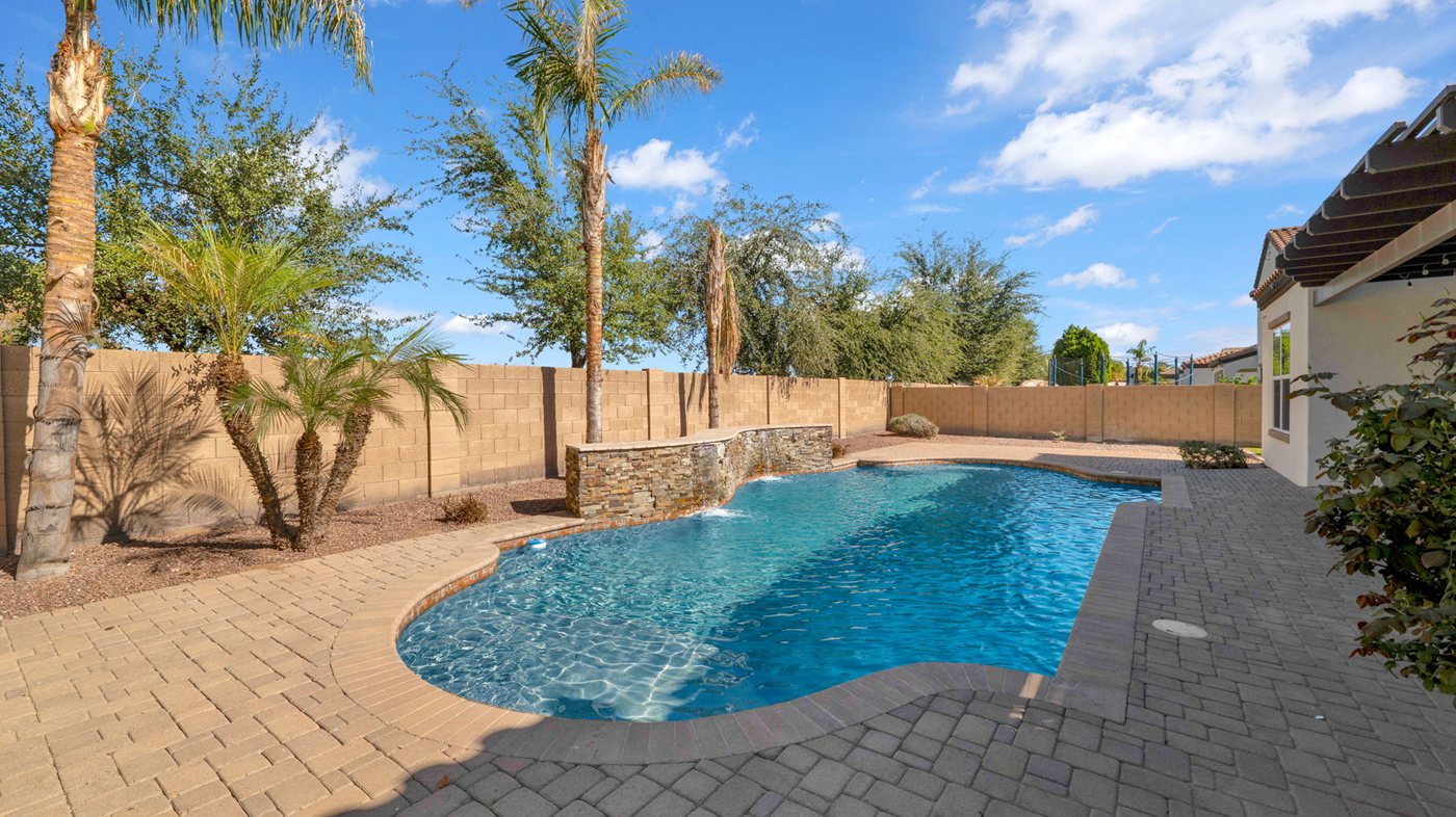 69 web or mls P1276647
