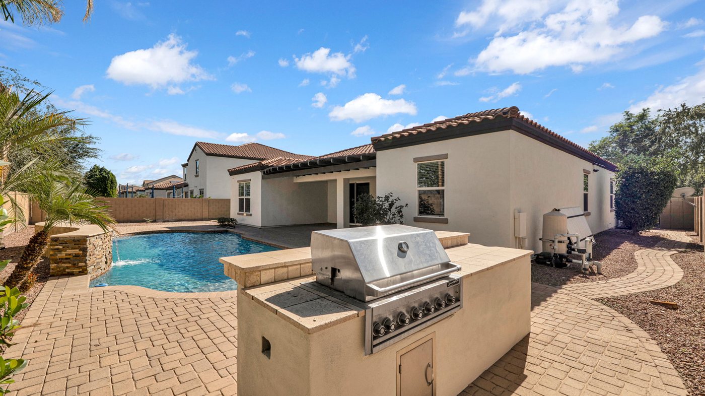 67 web or mls P1276650