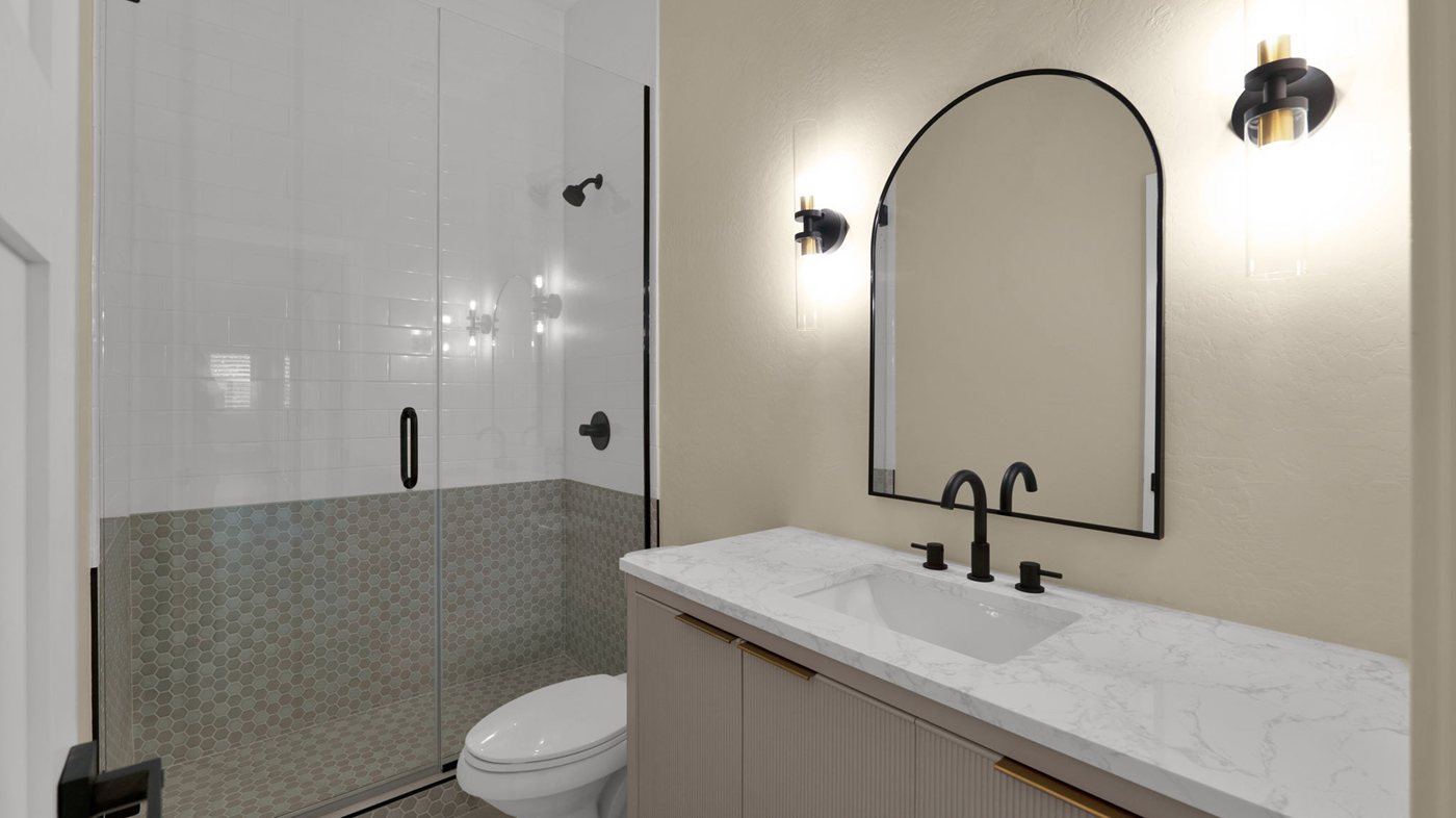 57 web or mls P1276545