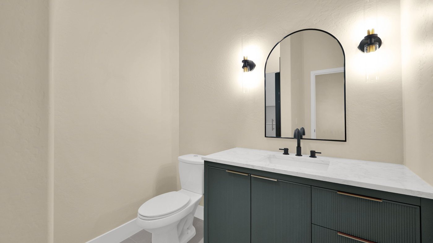 61 web or mls P1276433