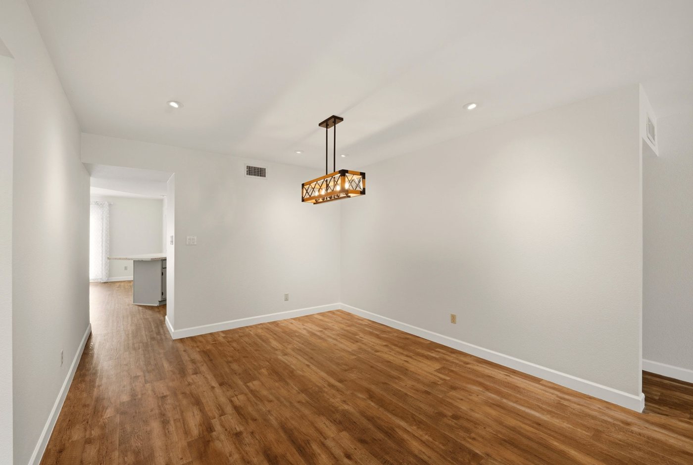 12 web or mls P1677813