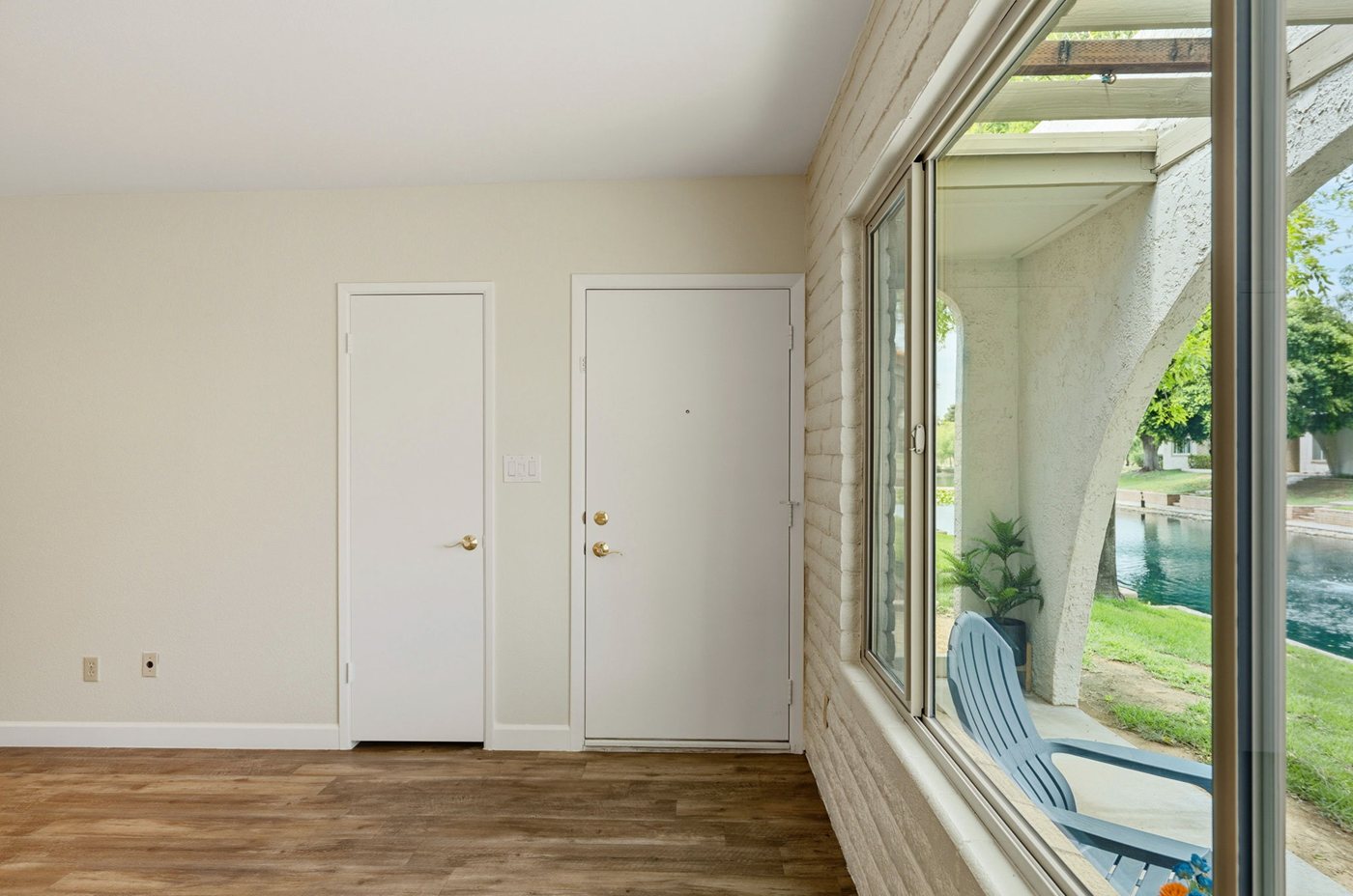 5 web or mls P1677778
