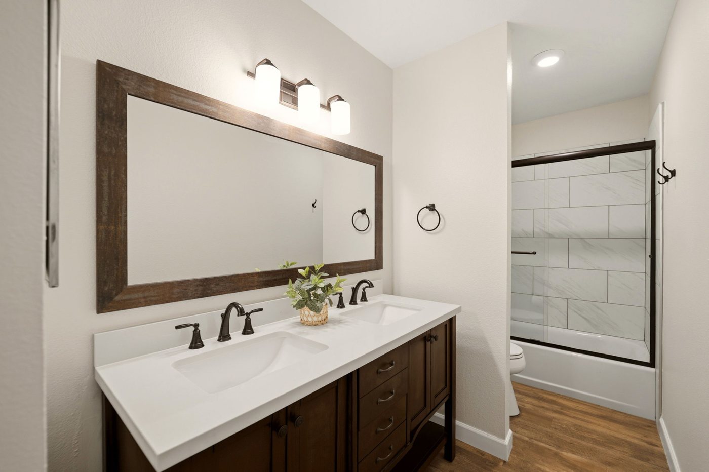 34 web or mls P1677747