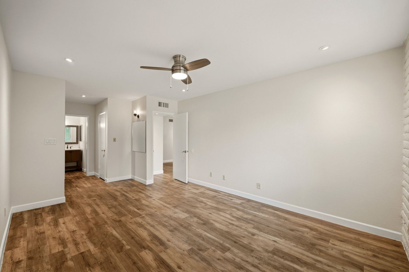 26 web or mls P1677684